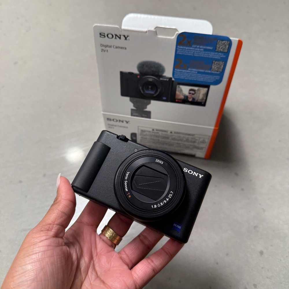 Sony ZV1 USED ONCE